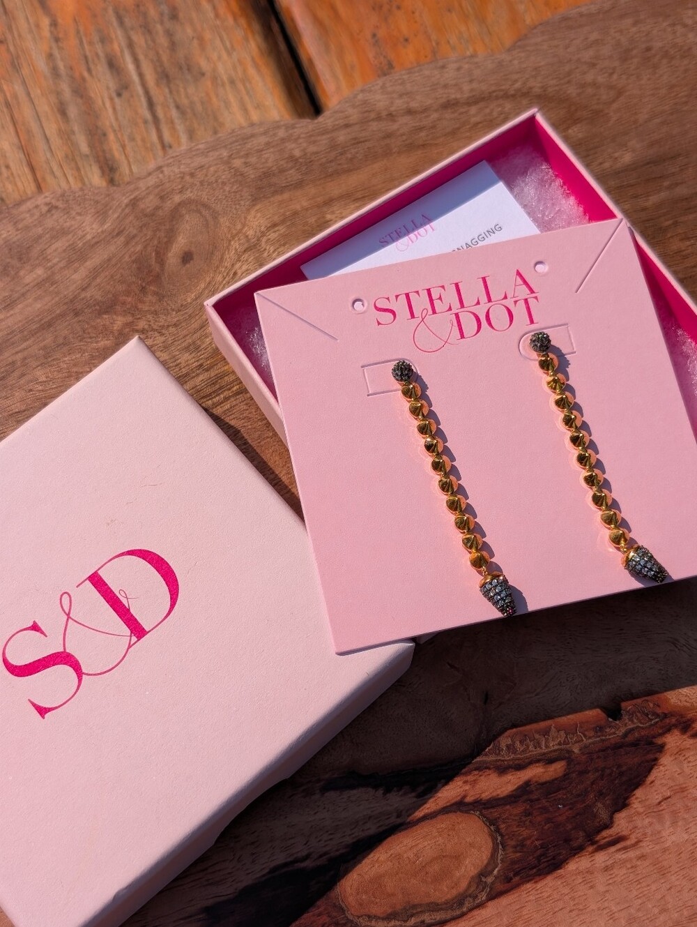 Stella & Dot Gold Drop Chain Earrings.